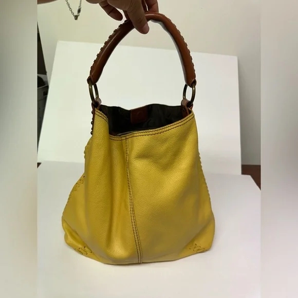 Lucky Brand Butter Yellow Hobo Bag - Picture 1 of 9
